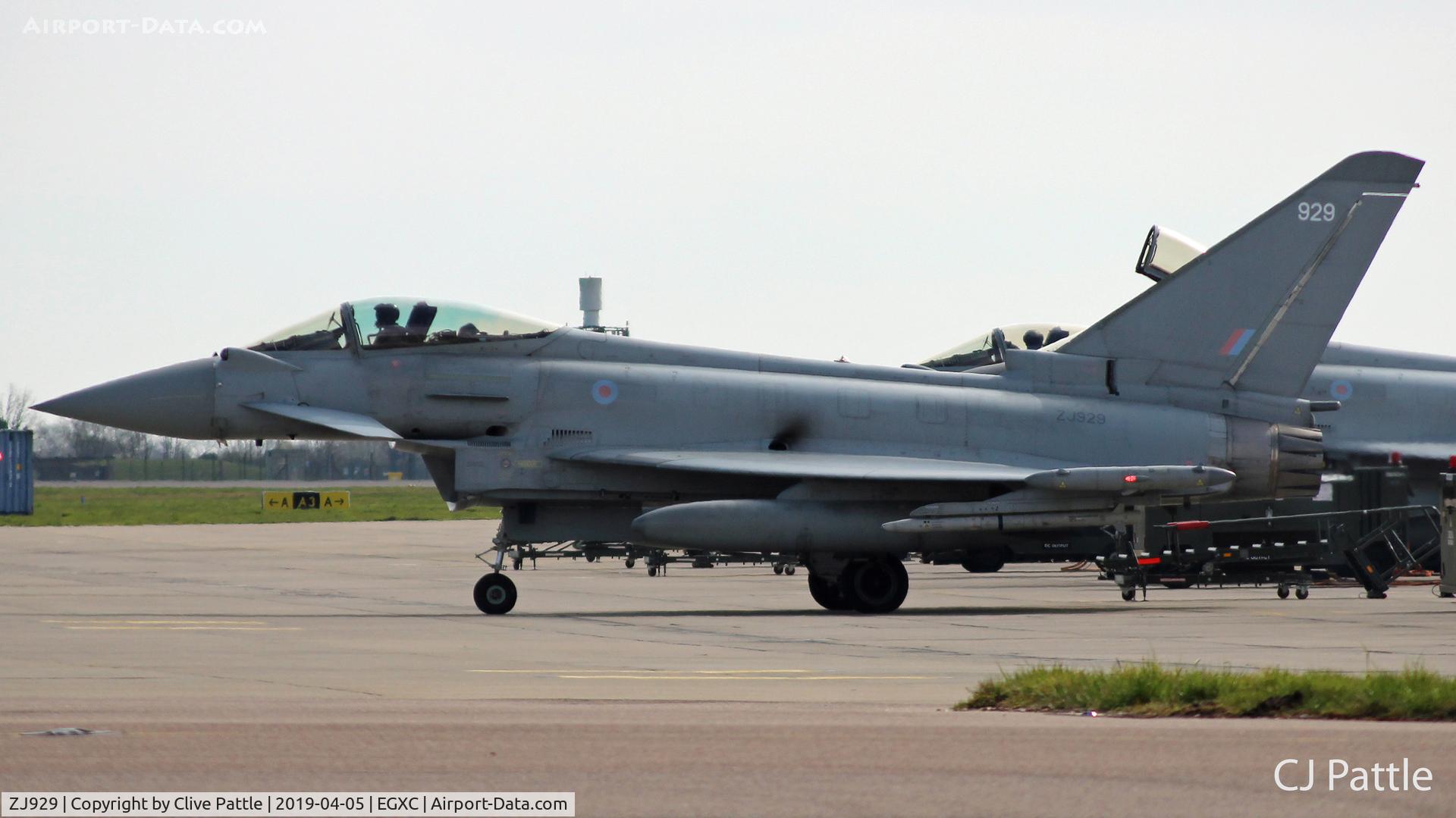 ZJ929, 2006 Eurofighter EF-2000 Typhoon FGR4 C/N 0096/BS020, Taxy out at Coningsby