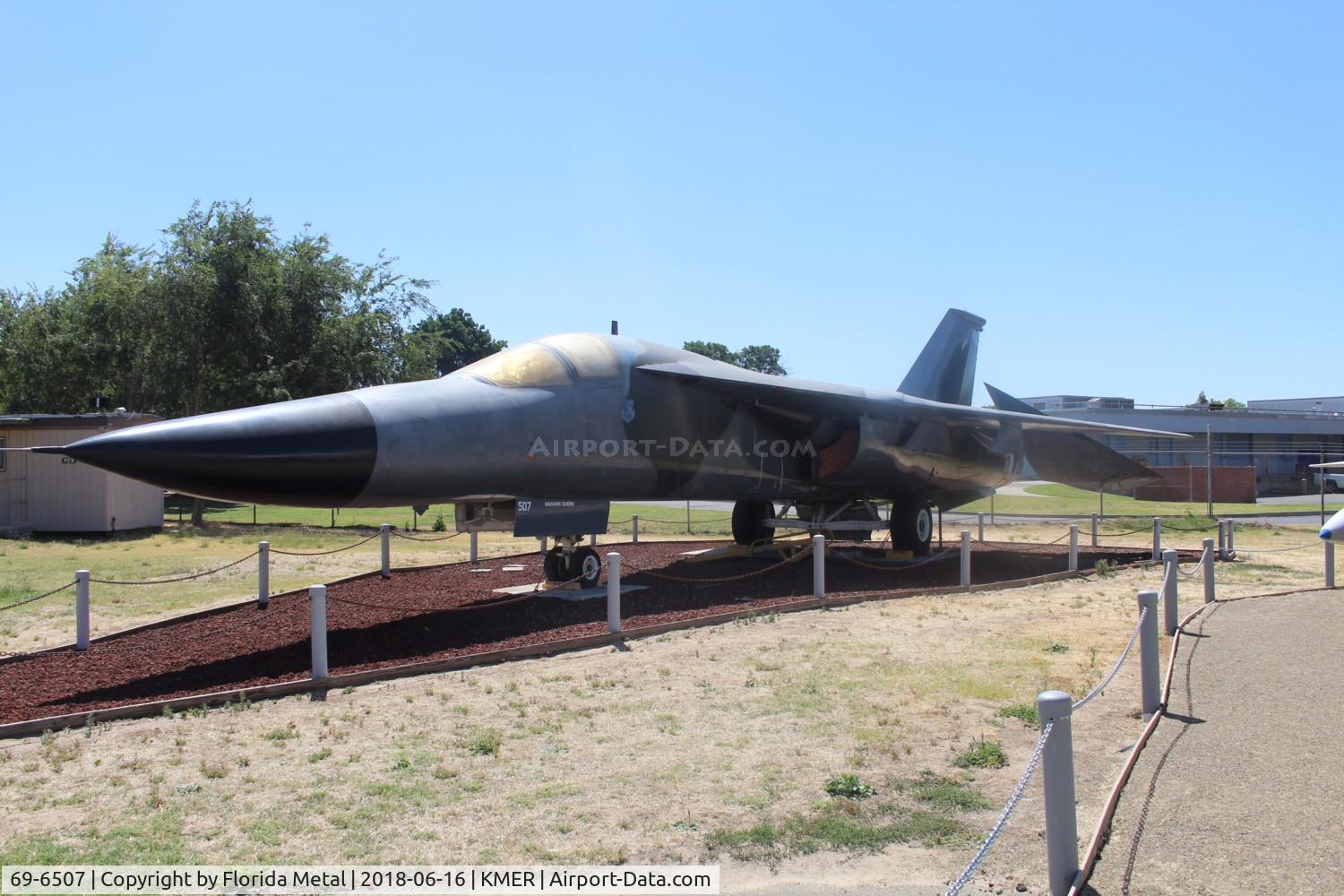69-6507, 1969 General Dynamics FB-111A Aardvark C/N B1-69, FB-111A