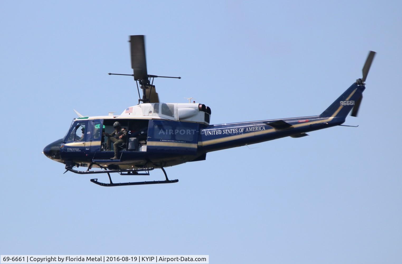 69-6661, Bell UH-1N Iroquois C/N 31067, UH-1N at Thunder Over Michigan 2016