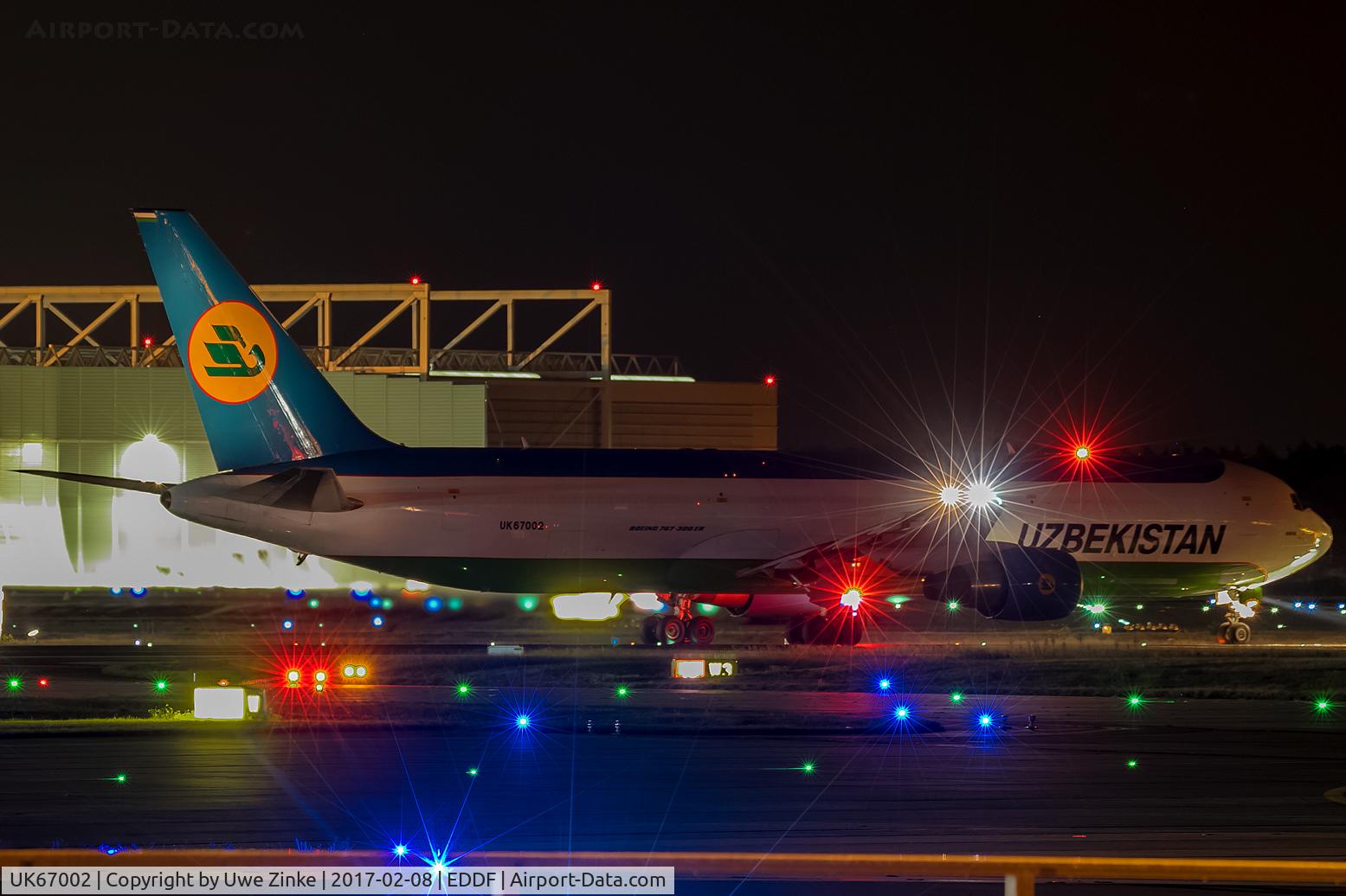 UK67002, 1997 Boeing 767-33P/ER C/N 28392, waiting for departure , Rwy 18 Frankfurt