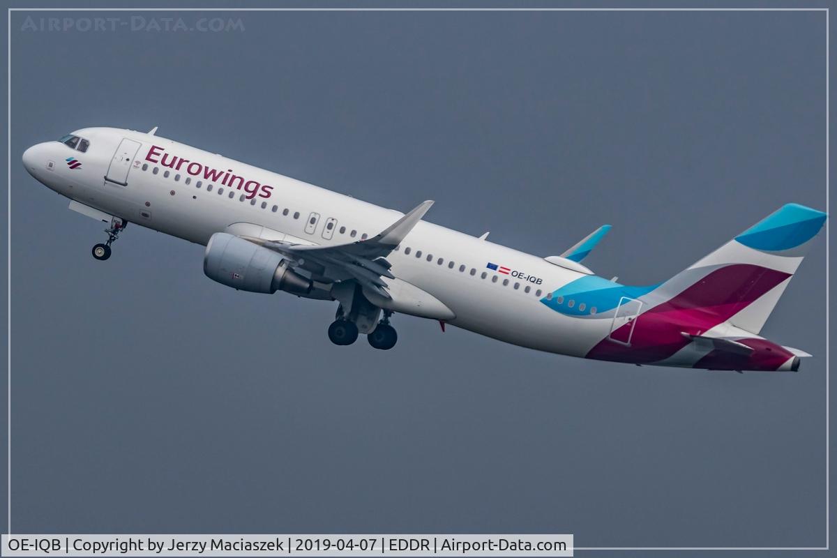 OE-IQB, 2016 Airbus A320-214 C/N 7012, Airbus A320-214