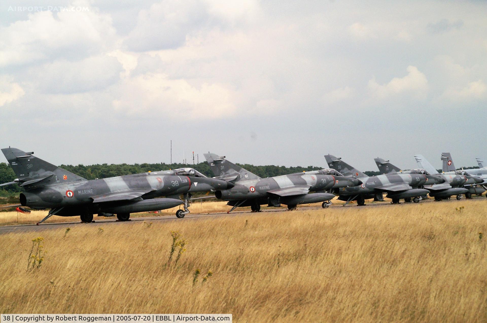 38, Dassault Super Etendard C/N 38, SPOTTERDAY.LINE UP 38.31.55.30.