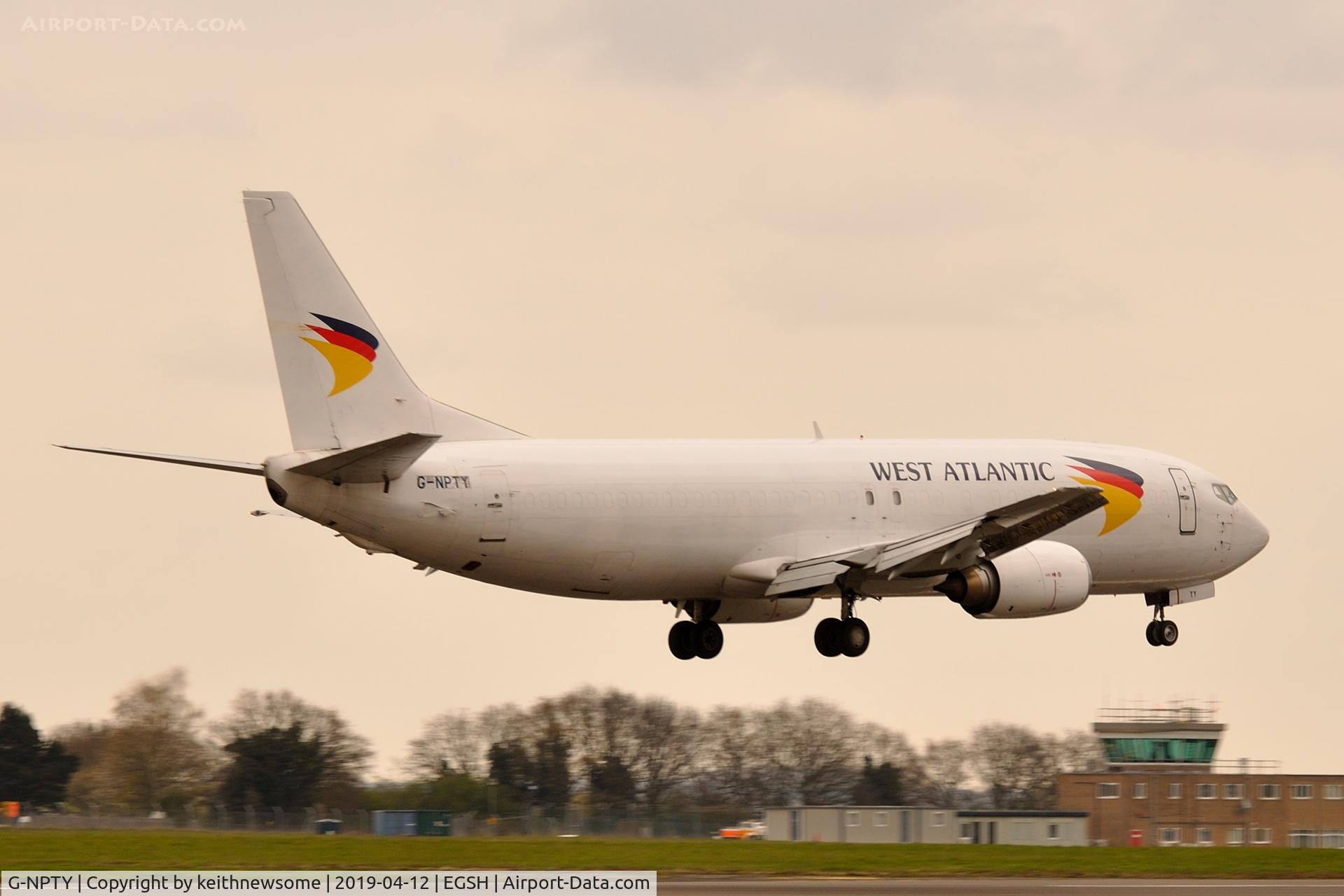 G-NPTY, 1991 Boeing 737-436 C/N 25267, Arriving for engineering work.