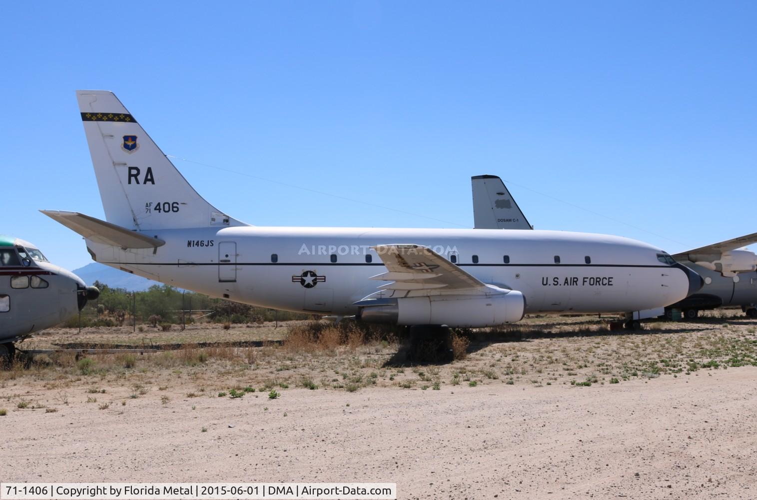 71-1406, 1971 Boeing T-43A C/N 20688, T-43A in the AMARC boneyard