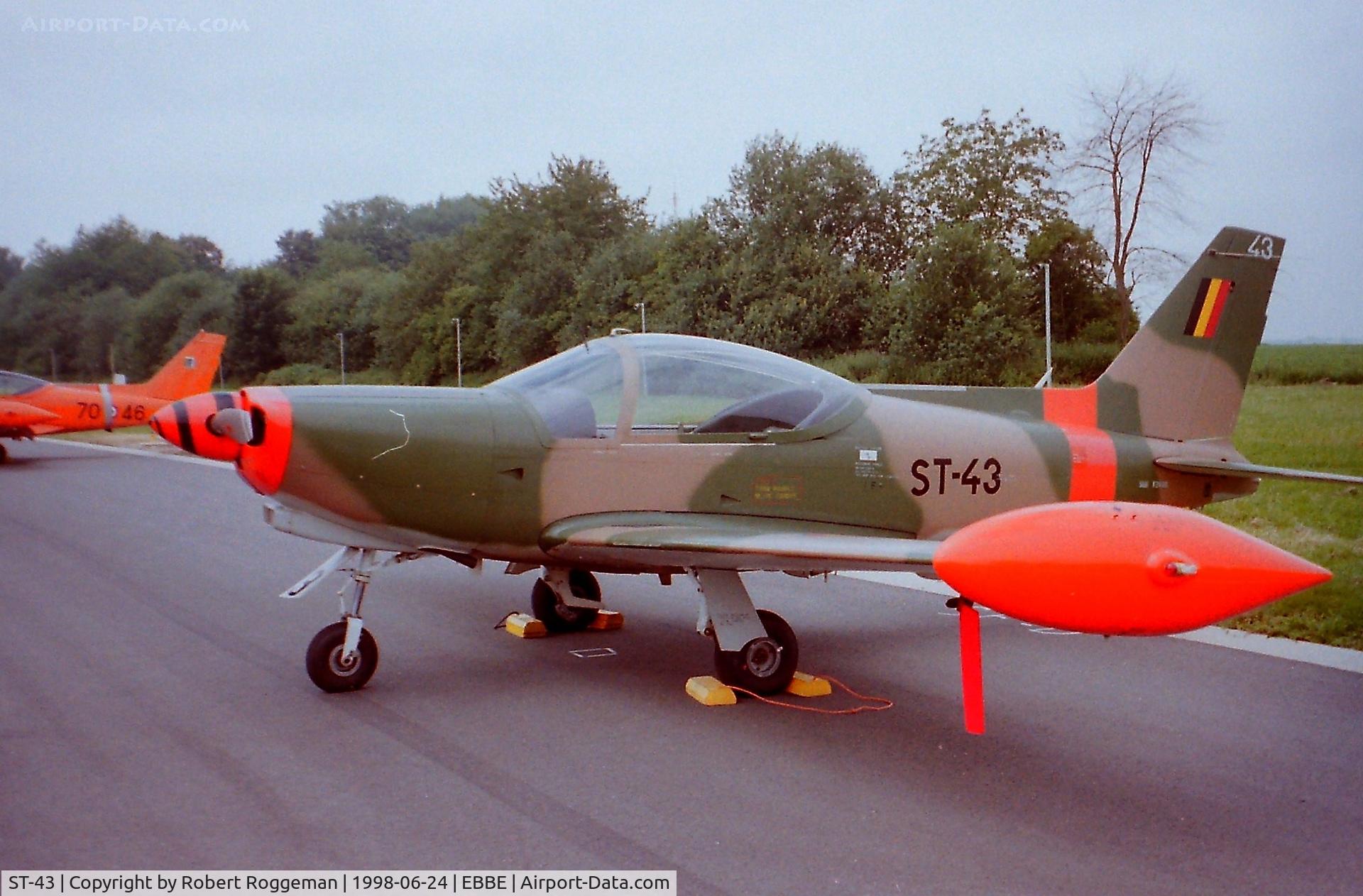 ST-43, 1992 SIAI-Marchetti SF-260D C/N 843, OPEN DAY.