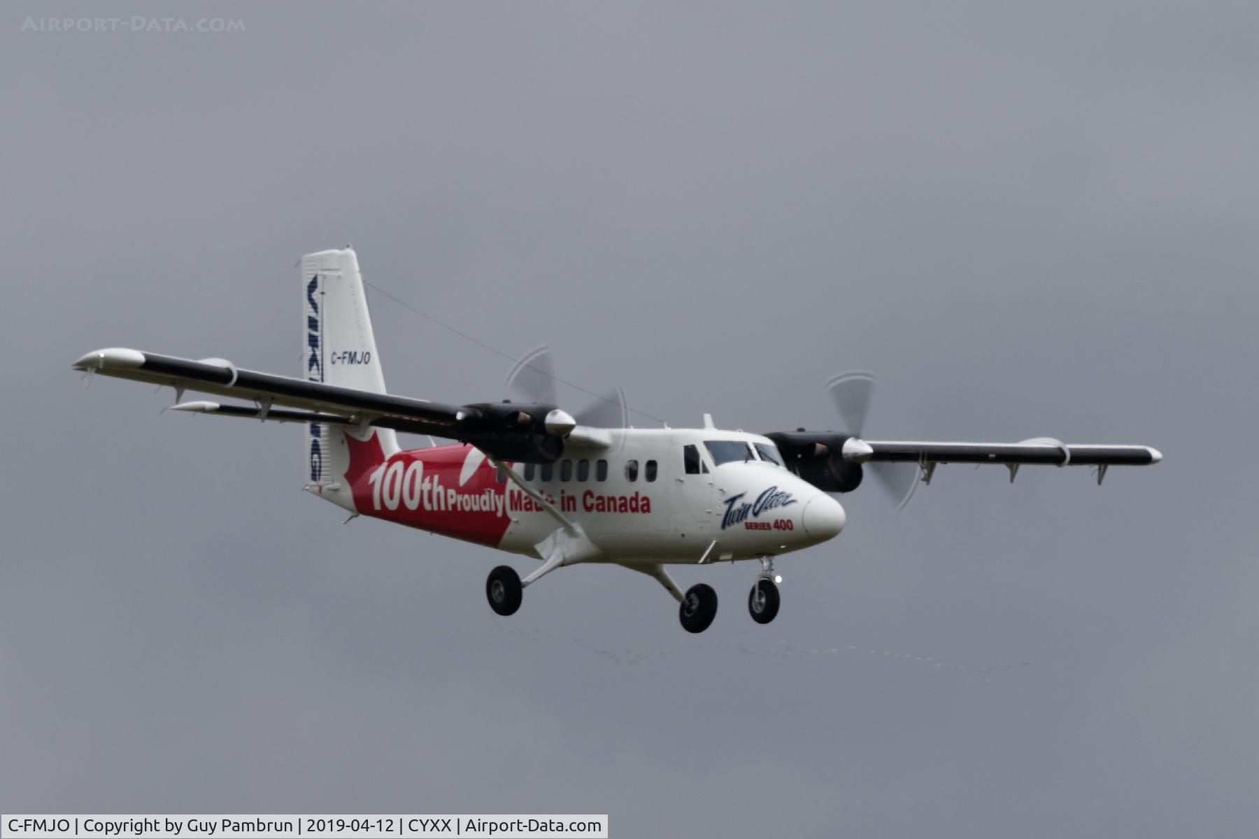 C-FMJO, 2016 Viking DHC-6-400 Twin Otter C/N 944, Landing