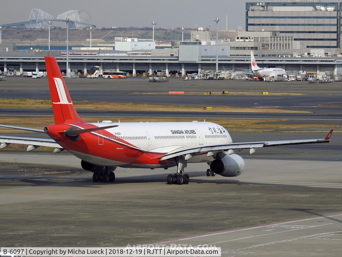 B-6097, 2007 Airbus A330-343X C/N 866, At Haneda