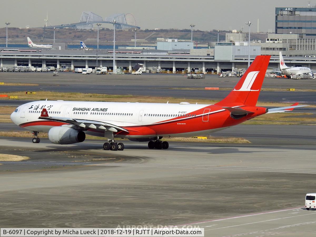 B-6097, 2007 Airbus A330-343X C/N 866, At Haneda