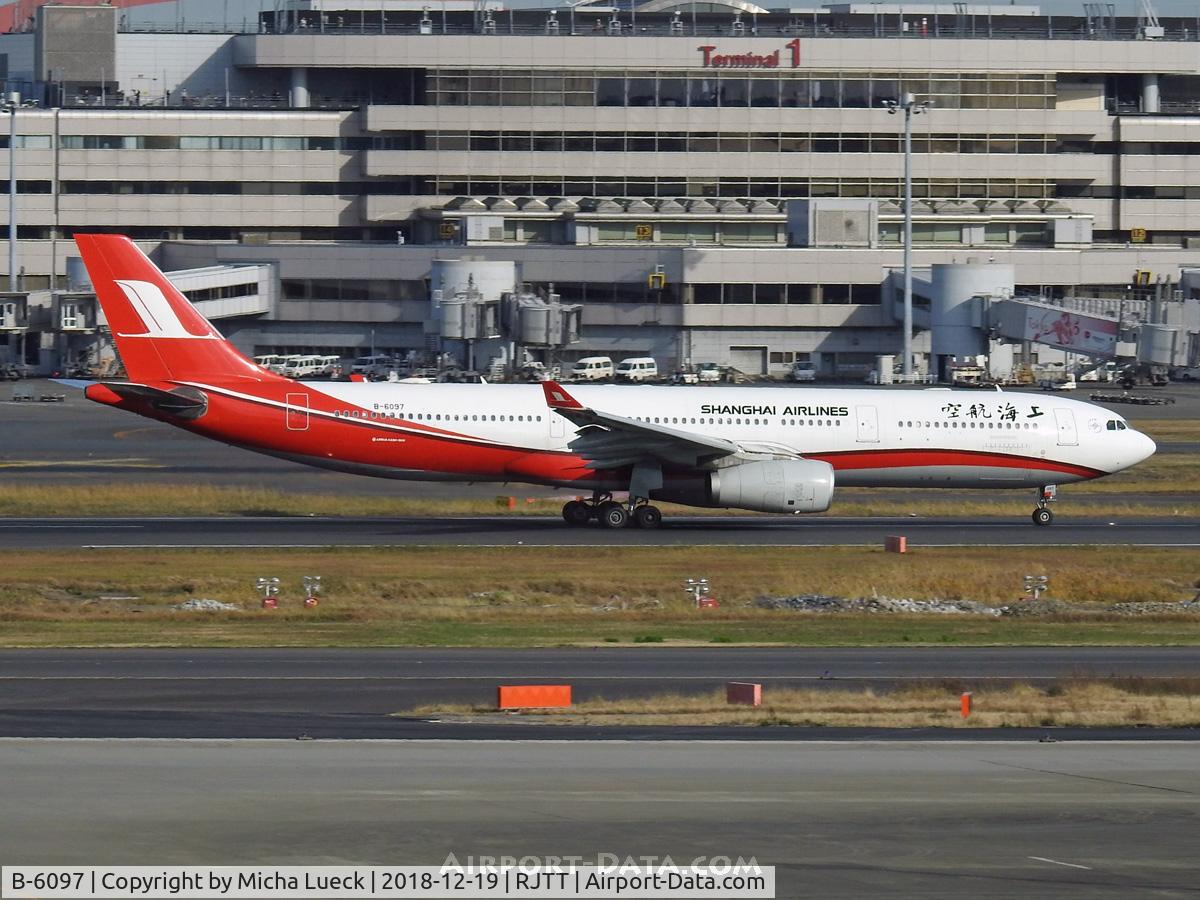 B-6097, 2007 Airbus A330-343X C/N 866, At Haneda
