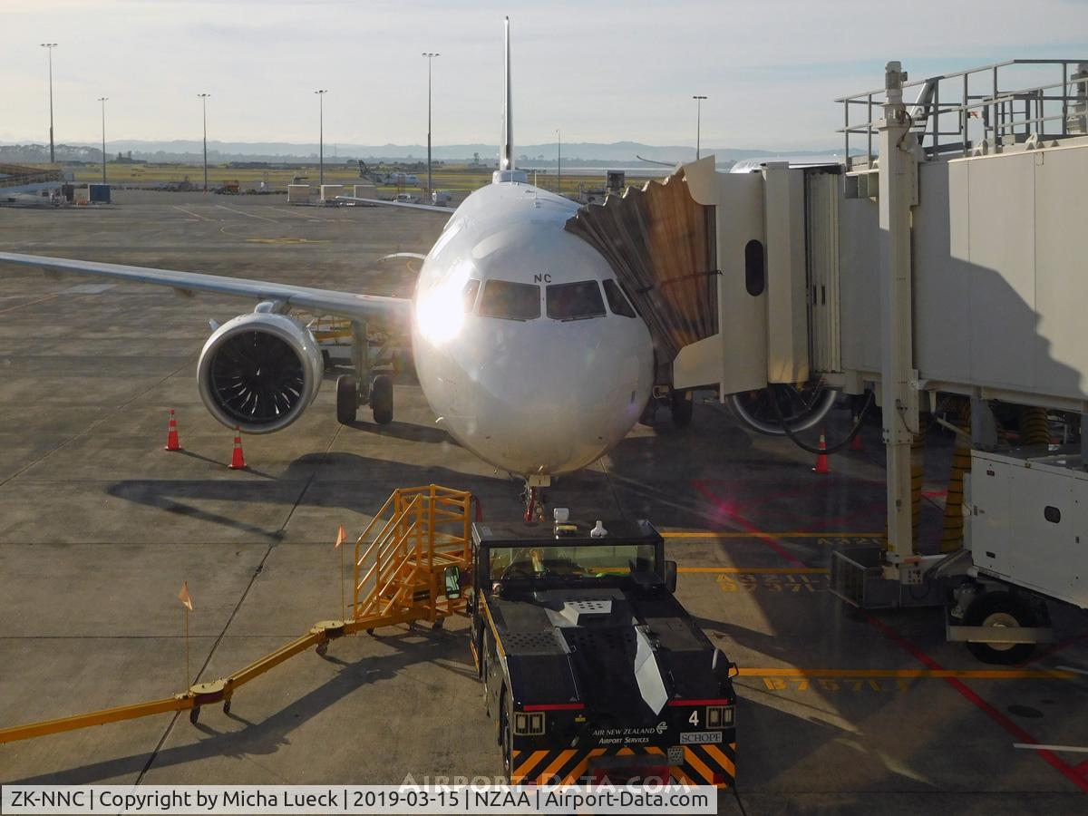 ZK-NNC, 2018 Airbus A321-271NX C/N 8573, NZ's brand new A321NEO getting ready for its flight to OOL