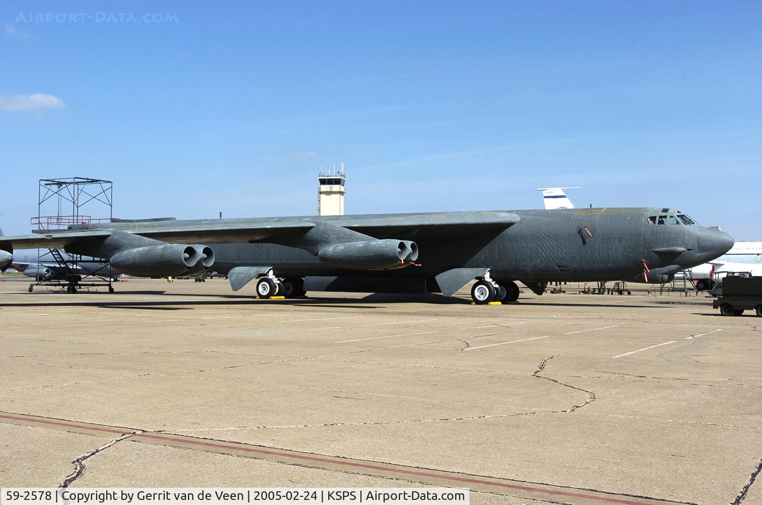 59-2578, 1959 Boeing GB-52B Stratofortress C/N 464341, Without tail awaiting scrap which took place 2010-8-24