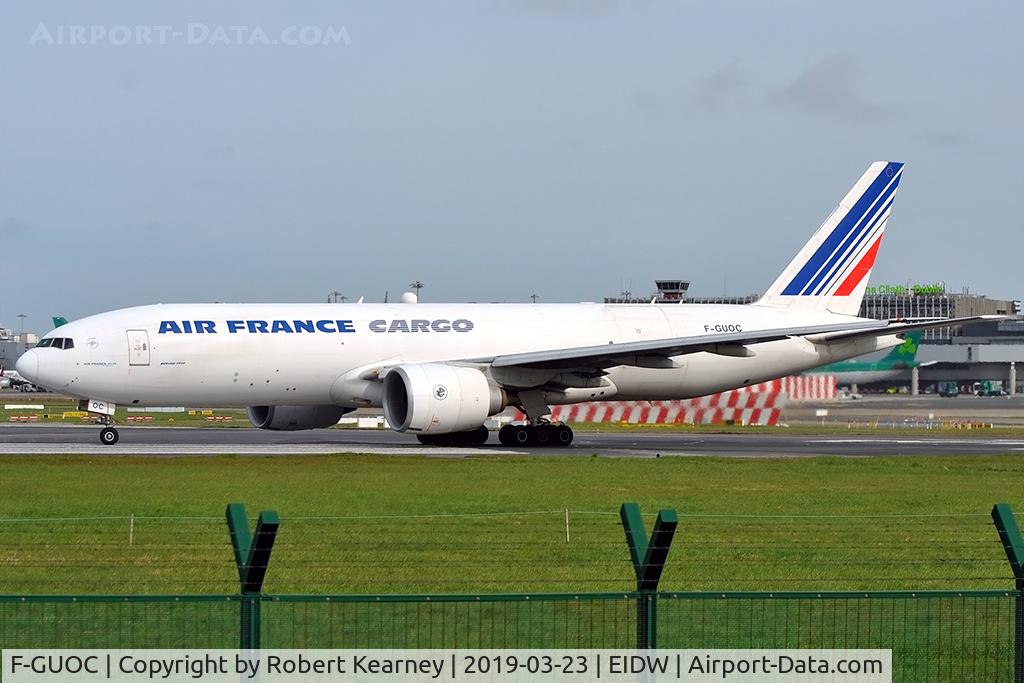 F-GUOC, 2009 Boeing 777-F28 C/N 32966, Short finals R/W 28