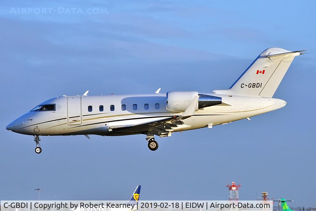 C-GBDI, 2018 Bombardier Challenger 650 (CL-600-2B16) C/N 6117, Short finals R/W 28