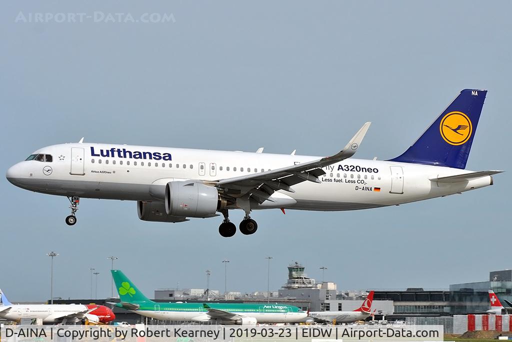 D-AINA, 2015 Airbus A320-271N C/N 6801, Short finals R/W 28