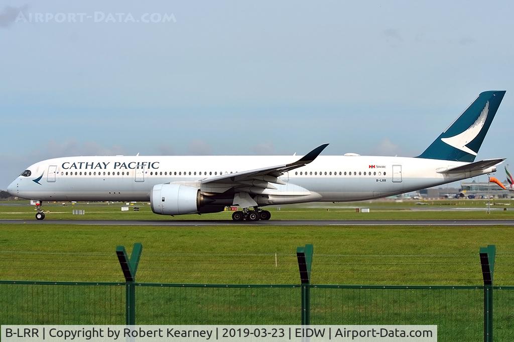 B-LRR, 2017 Airbus A350-941 C/N 119, Lining up R/W 28
