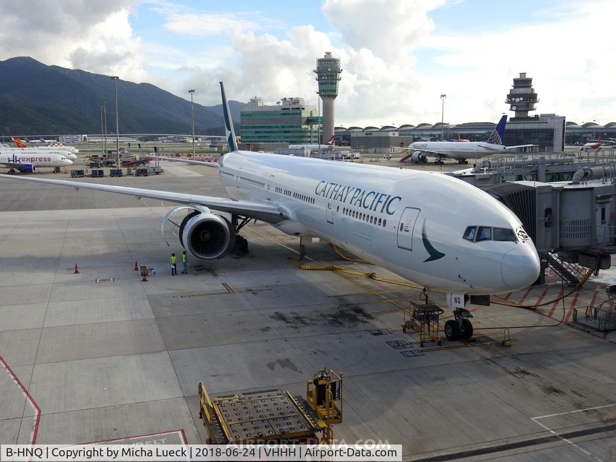 B-HNQ, 2006 Boeing 777-367 C/N 34244 / 567, At Hong Kong