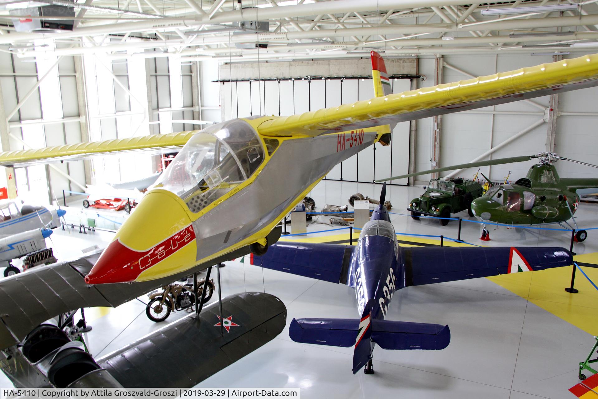 HA-5410, 1966 Rubik R-26S Góbé C/N E-1279, RepTár. Szolnok aviation history museum, Hungary