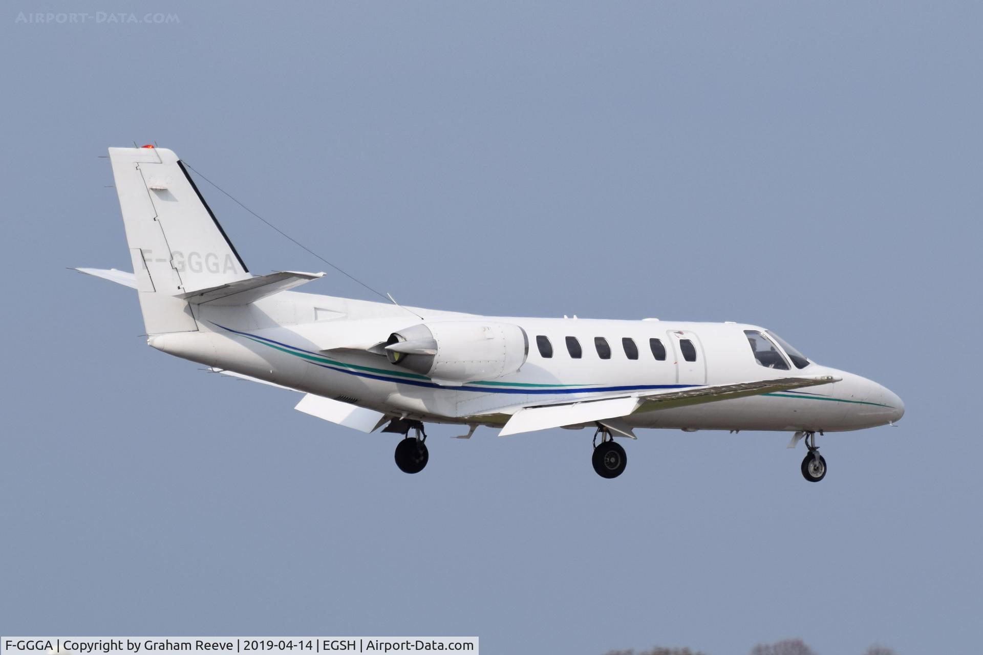 F-GGGA, 1988 Cessna 550 Citation II C/N 550-0586, Landing at Norwich.