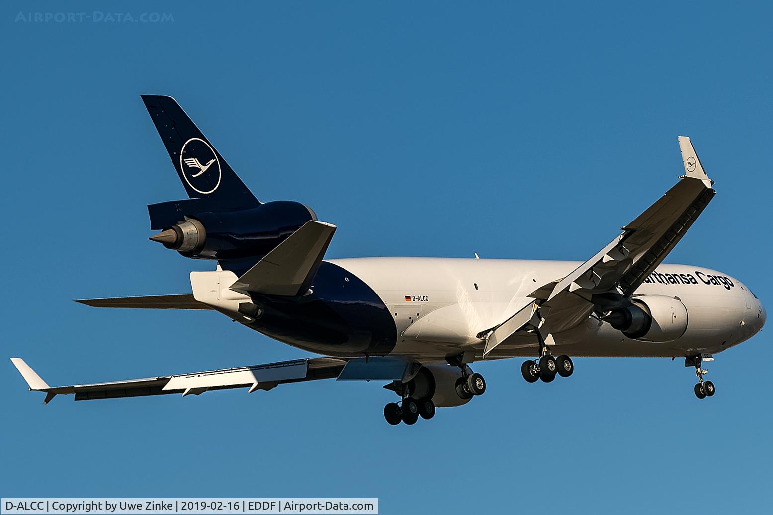 D-ALCC, 1998 McDonnell Douglas MD-11F C/N 48783, short final to Rwy 25