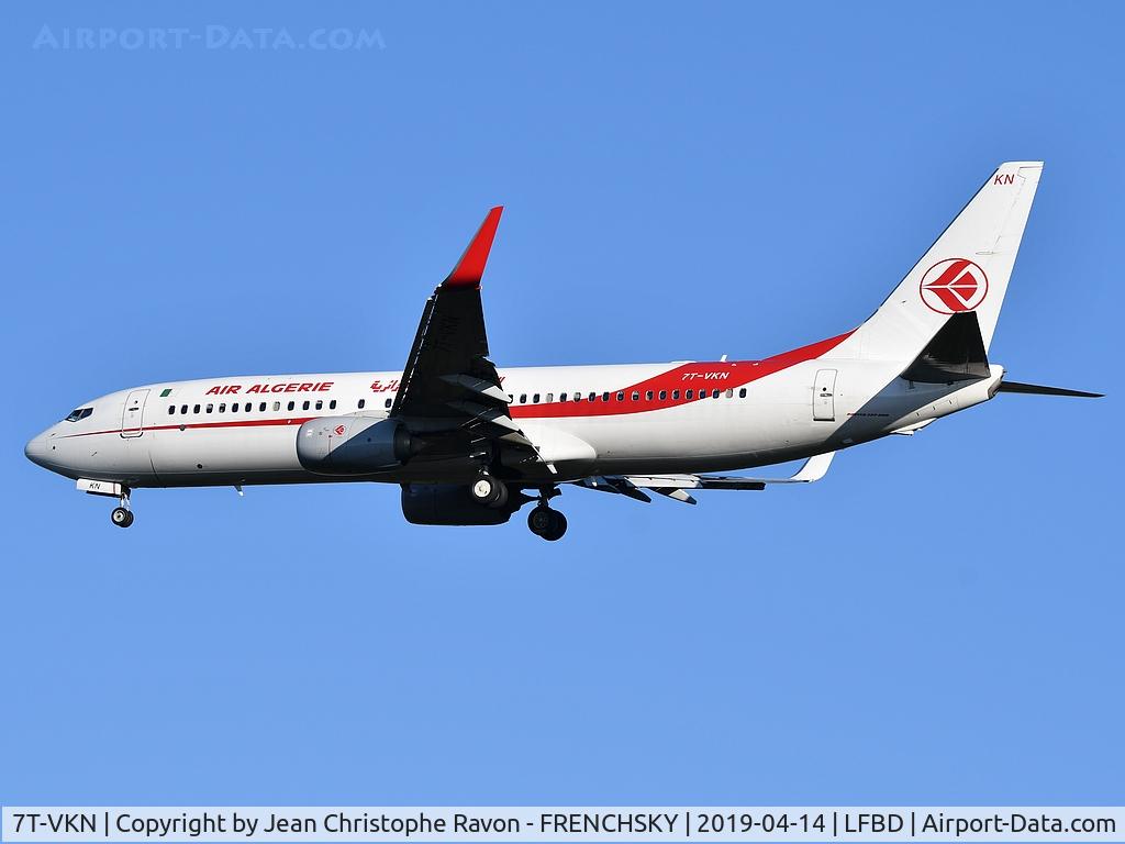 7T-VKN, 2016 Boeing 737-8D6 C/N 60750, Air Algerie AH1190 from Algiers (ALG) landing runway 05