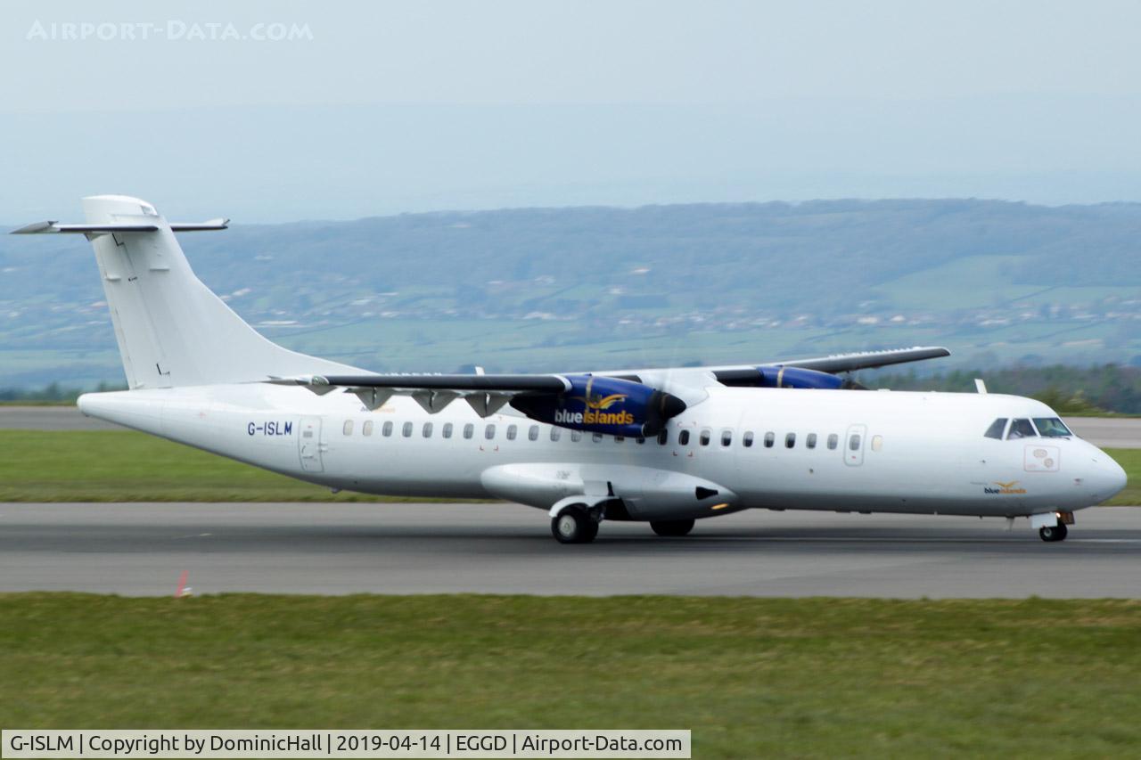 G-ISLM, 2007 ATR 72-212A C/N 762, Taxiing to RWY 09 for Departure