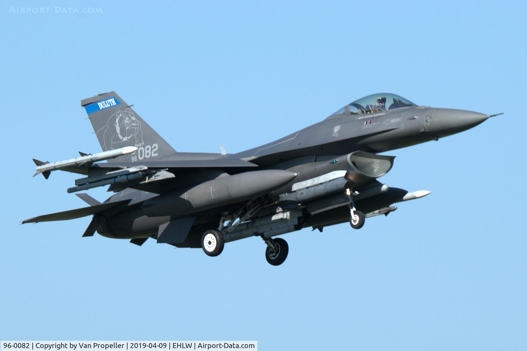 96-0082, 1996 Lockheed Martin F-16CM Fighting Falcon C/N CC-204, Minnesota ANG F-16C landing at Leeuwarden air base, the Netherlands, Frisian Flag 2019