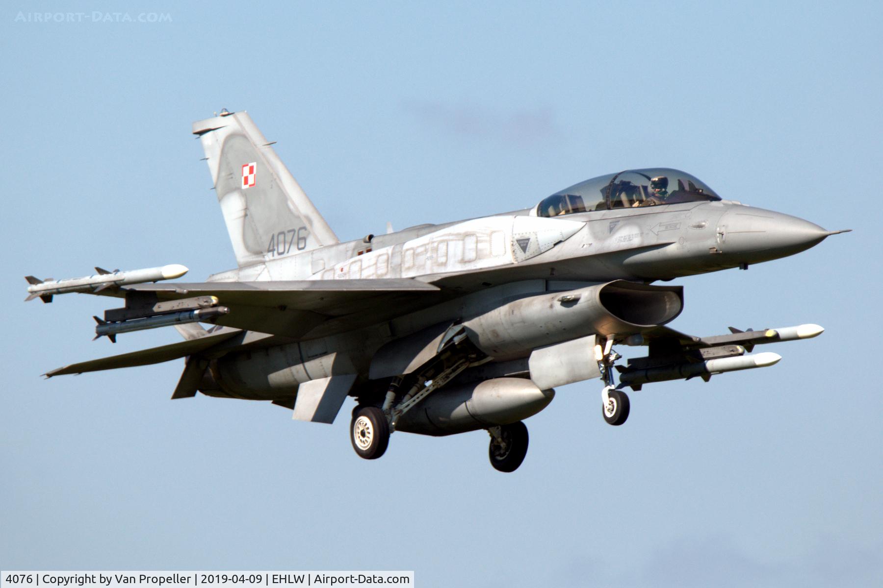 4076, Lockheed Martin F-16D Fighting Falcon C/N JD-1, Polish Air Force F-16D landing at Leeuwarden Air Base, the Netherlands, Frisian Flag 2019