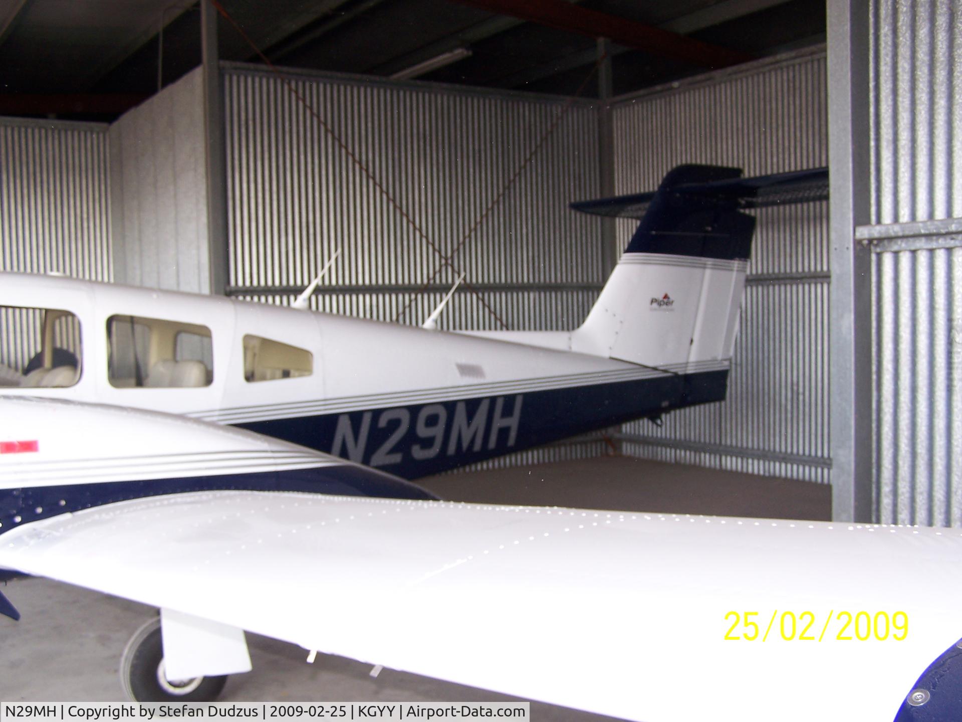 N29MH, 1980 Piper PA-44-180 Seminole C/N 44-8195008, This photo was taken at Hangar airport at Gary (KGYY) airport before being flown over to Germany.