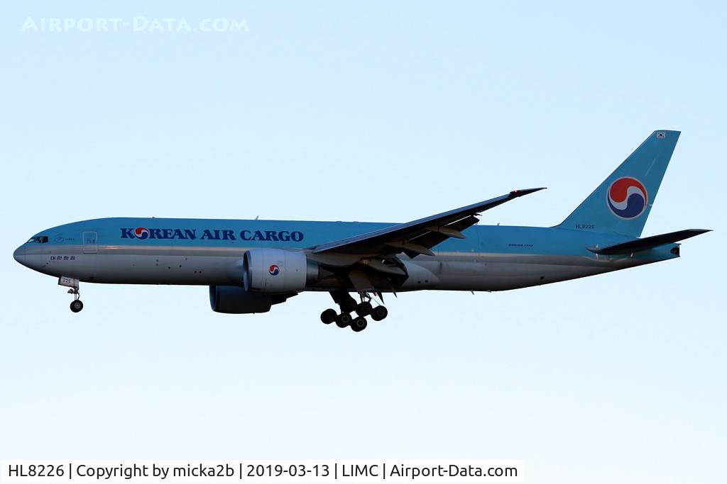HL8226, 2013 Boeing 777-FB5 C/N 37640, Landing
