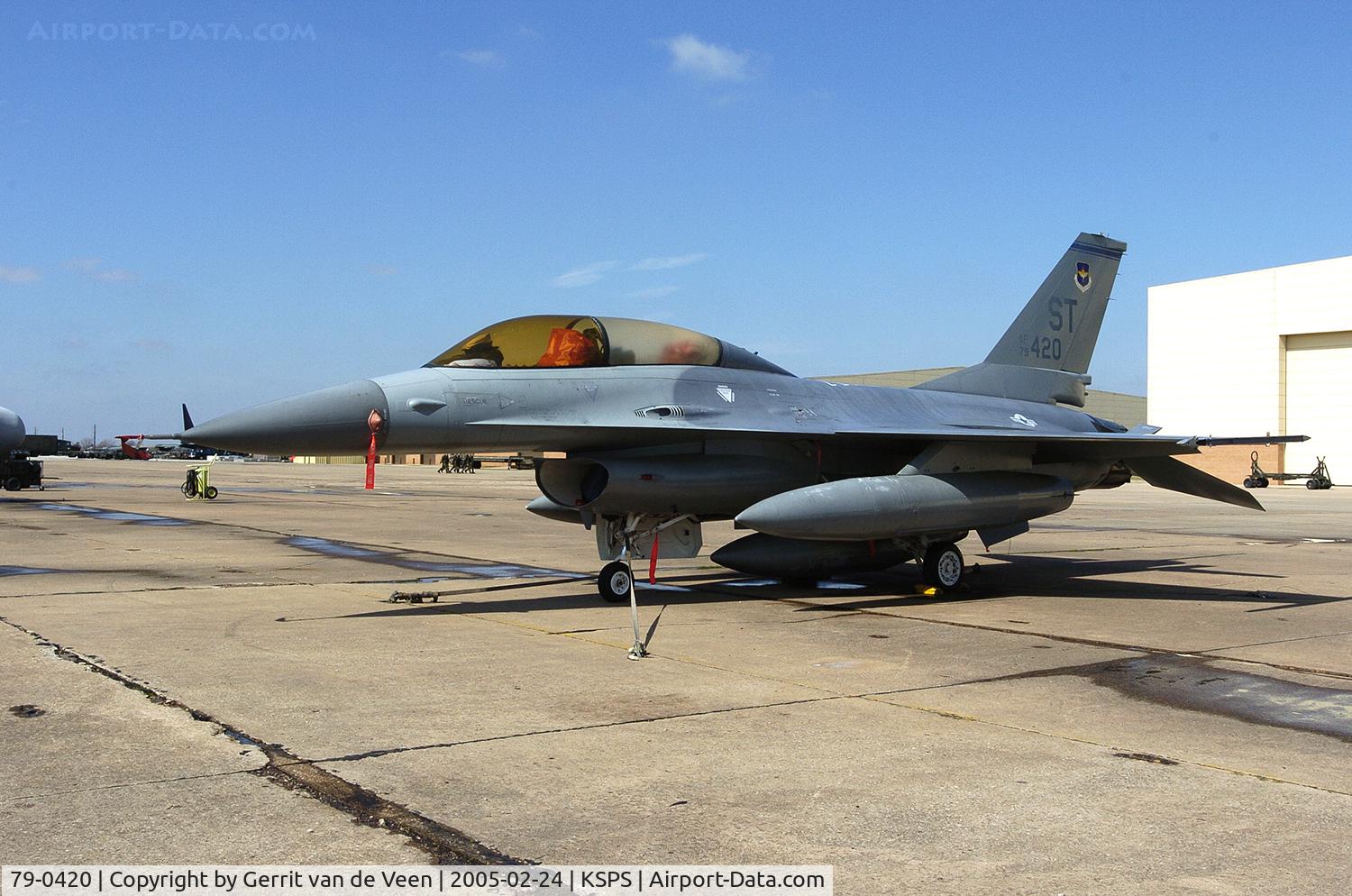 79-0420, 1979 General Dynamics F-16B C/N 62-52, as GF-16B at Sheppard