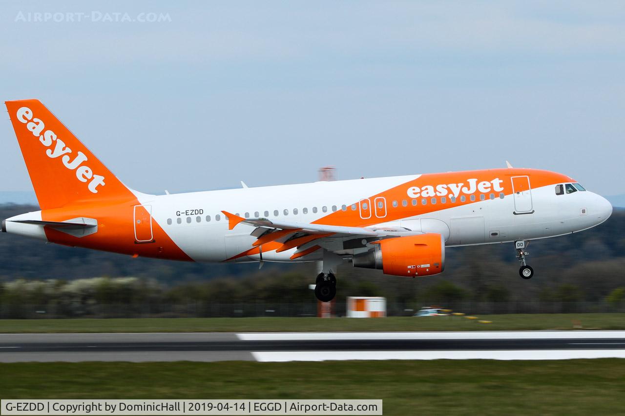 G-EZDD, 2008 Airbus A319-111 C/N 3442, Landing RWY 09