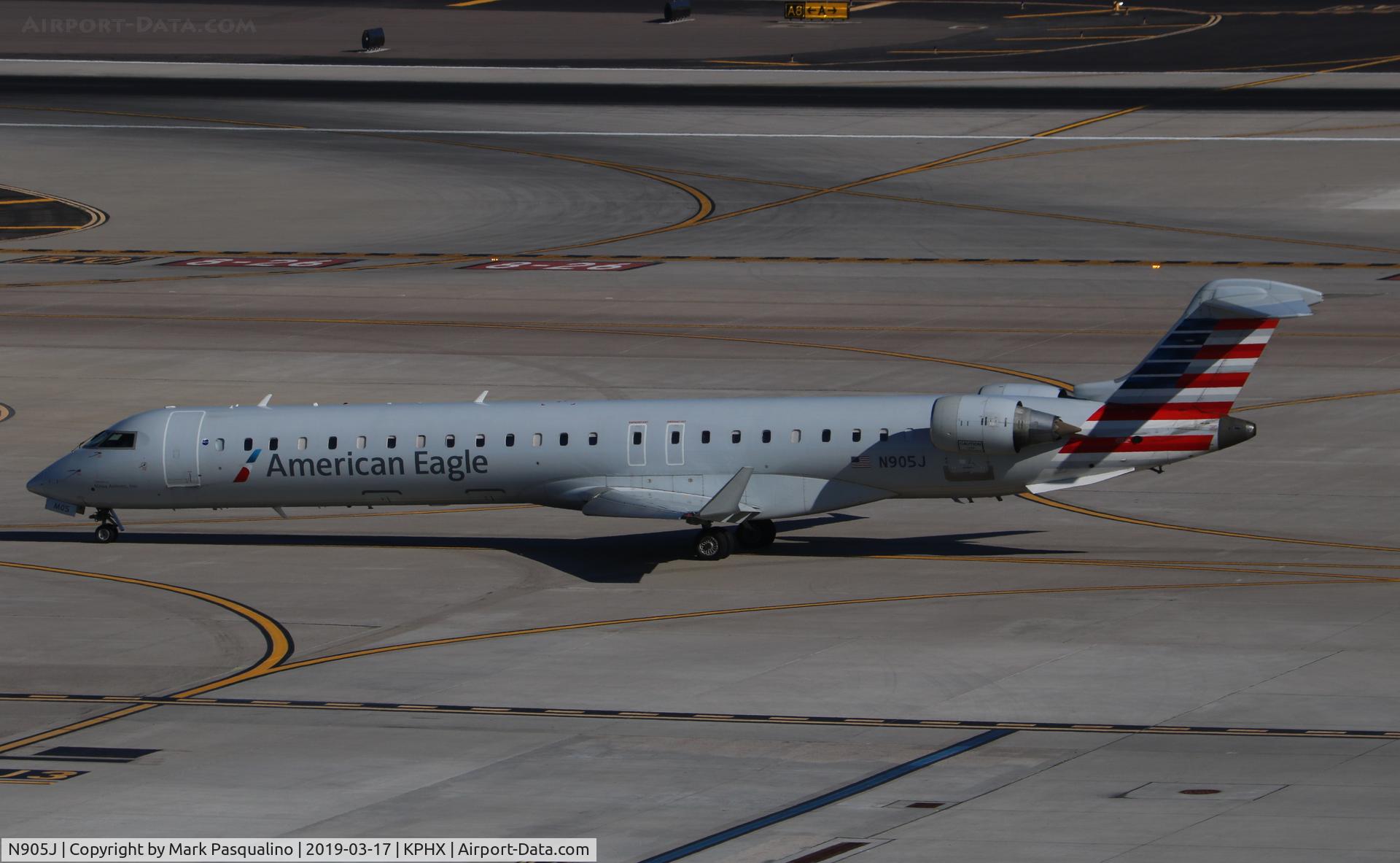 N905J, 2003 Bombardier CRJ-900 (CL-600-2D24) C/N 15005, CL-600-2D24