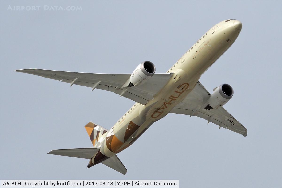 A6-BLH, 2016 Boeing 787-9 Dreamliner C/N 39653, Boeing 787-9 Etihad, A6-BLH, departed runway 21. YPPH 180317.