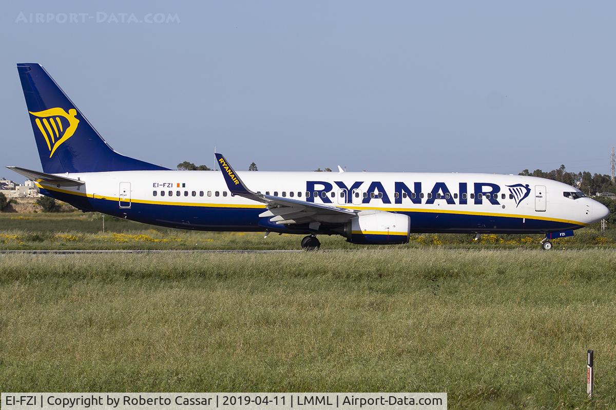 EI-FZI, 2017 Boeing 737-800 C/N 44782, Runway 31