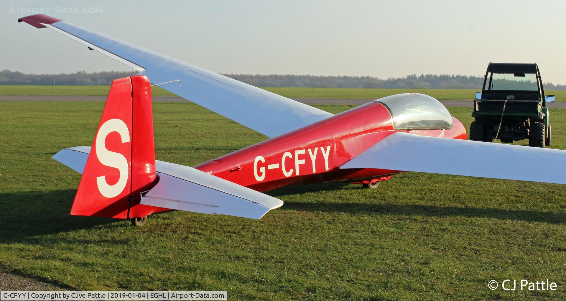 G-CFYY, 1990 Schleicher ASK-13 C/N 13685AB, Ready for action @ Lasham