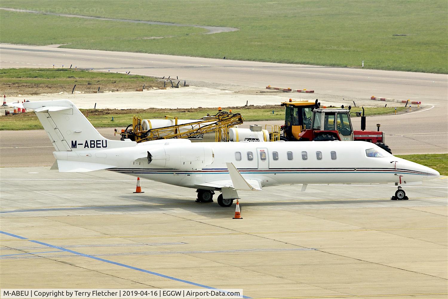 M-ABEU, 2009 Learjet 45 C/N 45-374, at Luton