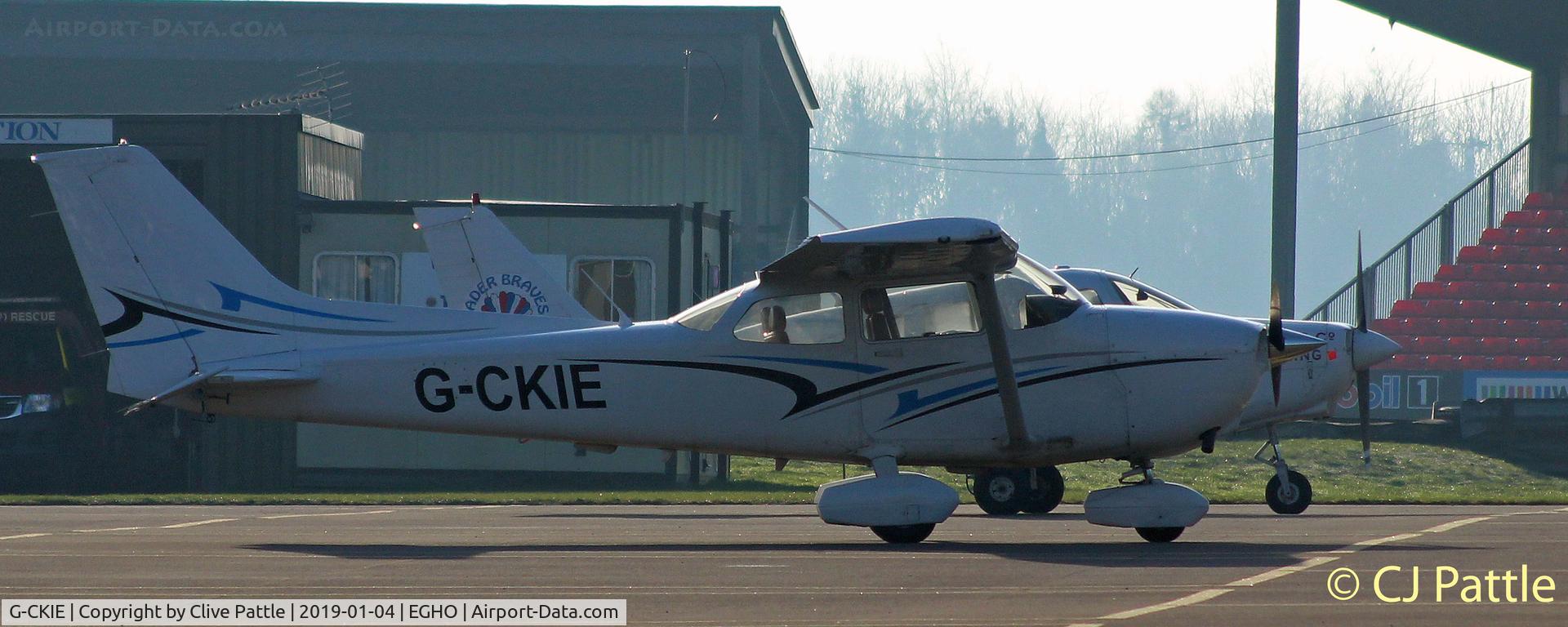 G-CKIE, 2011 Cessna 172S C/N 172S11118, Parked @ Thruxton