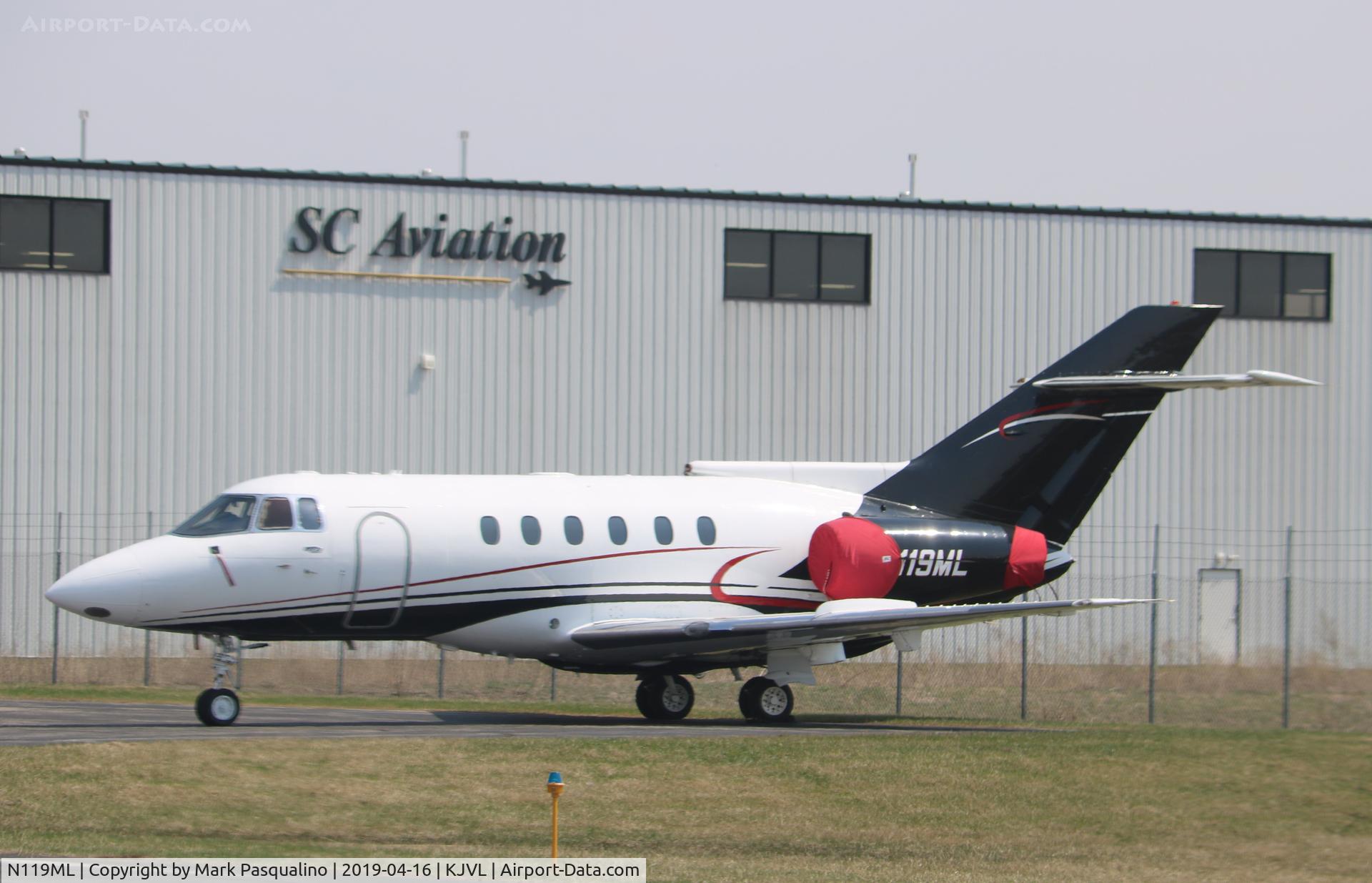 N119ML, 1990 British Aerospace BAe 125 Series 800A C/N NA0445, Hawker 800A