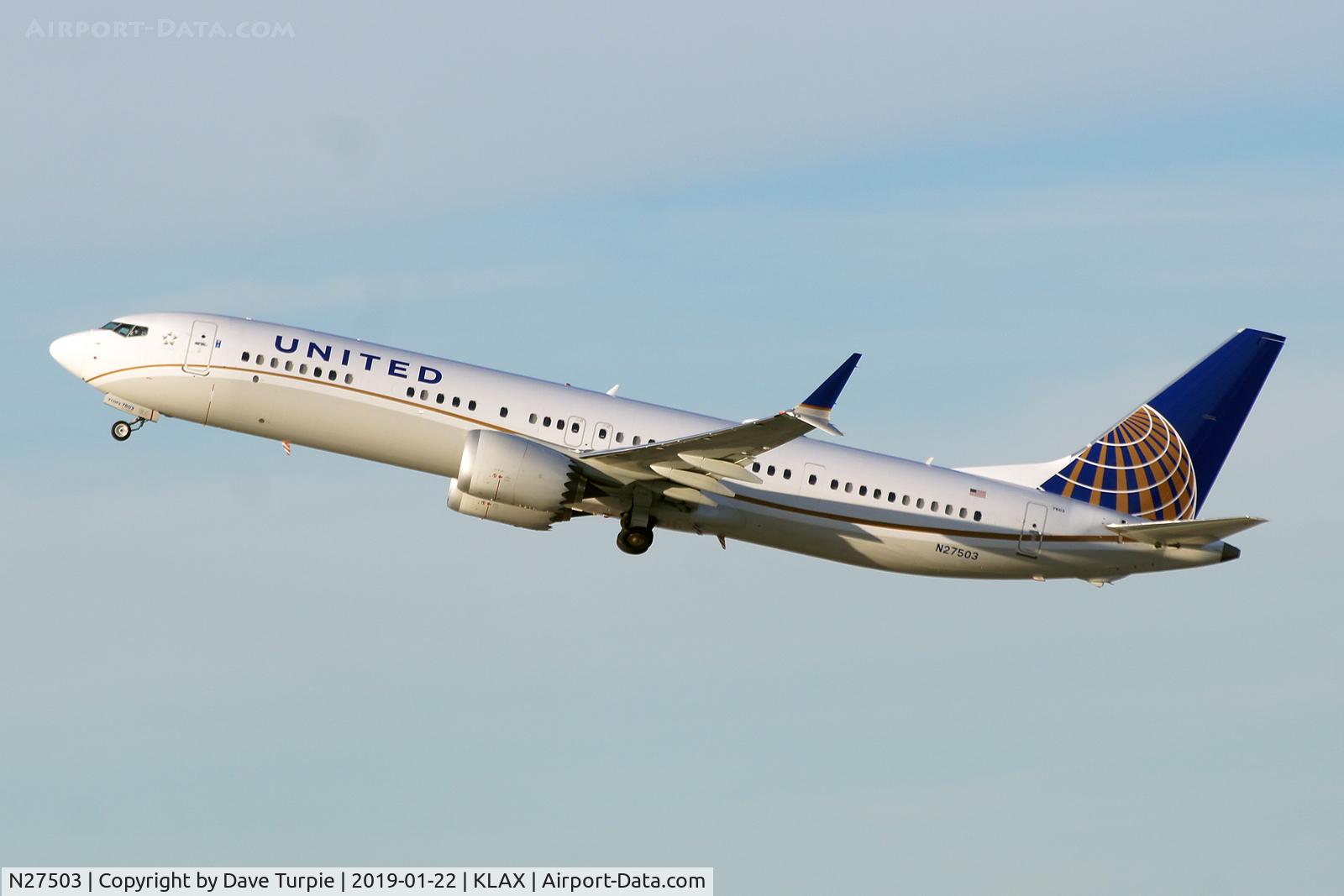 N27503, 2018 Boeing 737-9 MAX C/N 43434, The new livery on a Max.