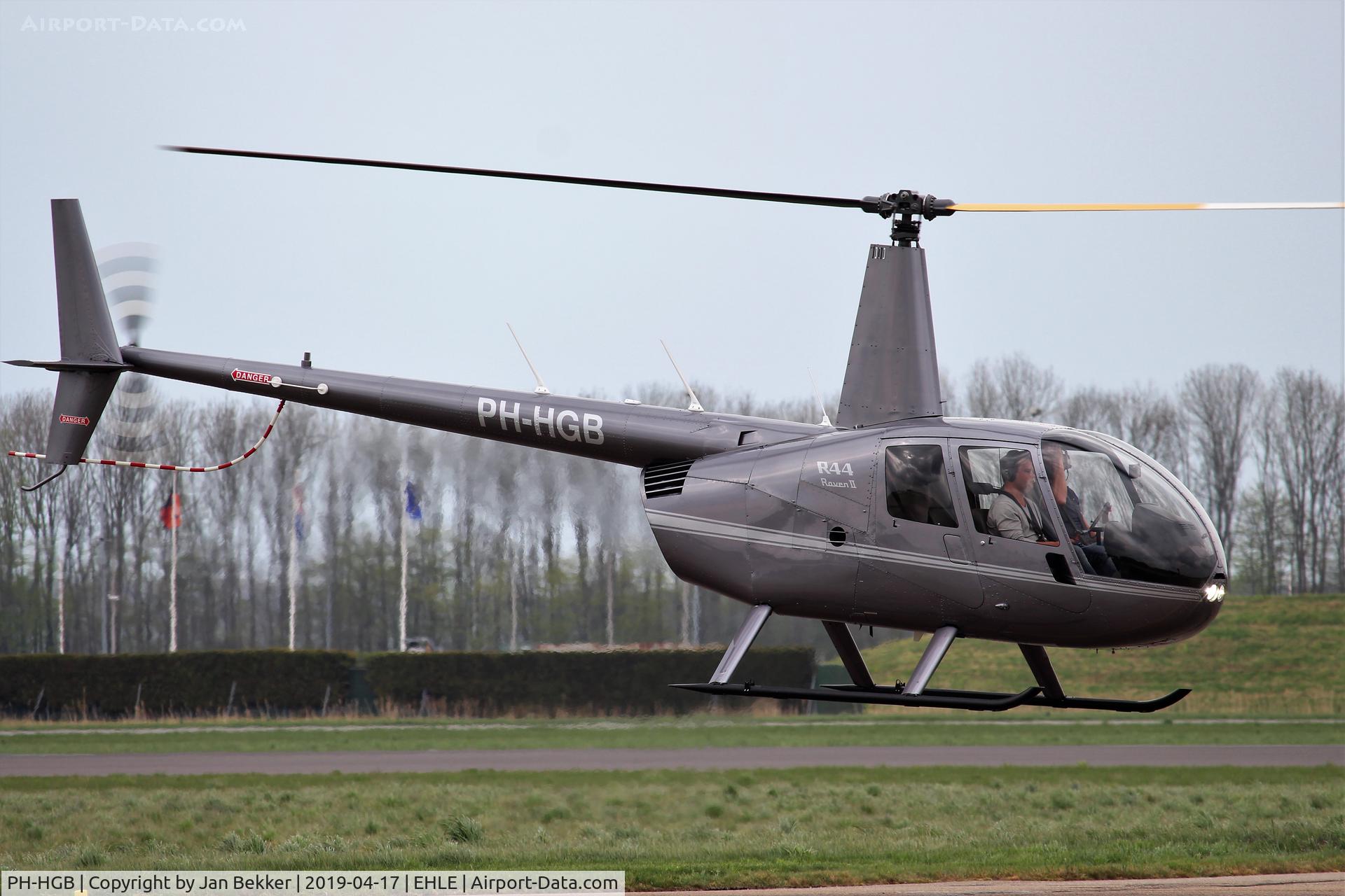 PH-HGB, Robinson R44 Raven II C/N 13831, Lelystad Airport