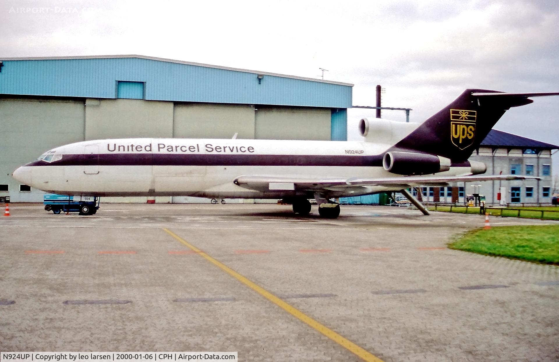 N924UP, 1967 Boeing 727-31C C/N 19234, Copenhagen 6.1.2000