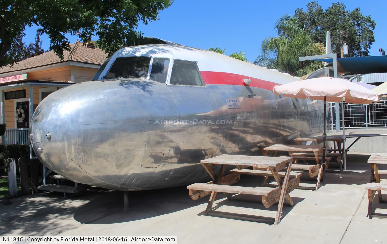 N1184G, Convair 240 C/N 223, BBQ restaurant Tulare CA