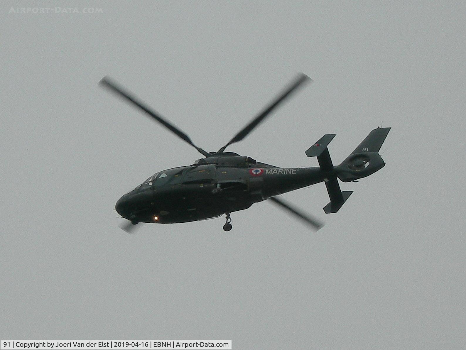91, 1983 Aerospatiale AS-365N Dauphin C/N 6091, Approaching Noordzee Helicopters Vlaanderen heliport