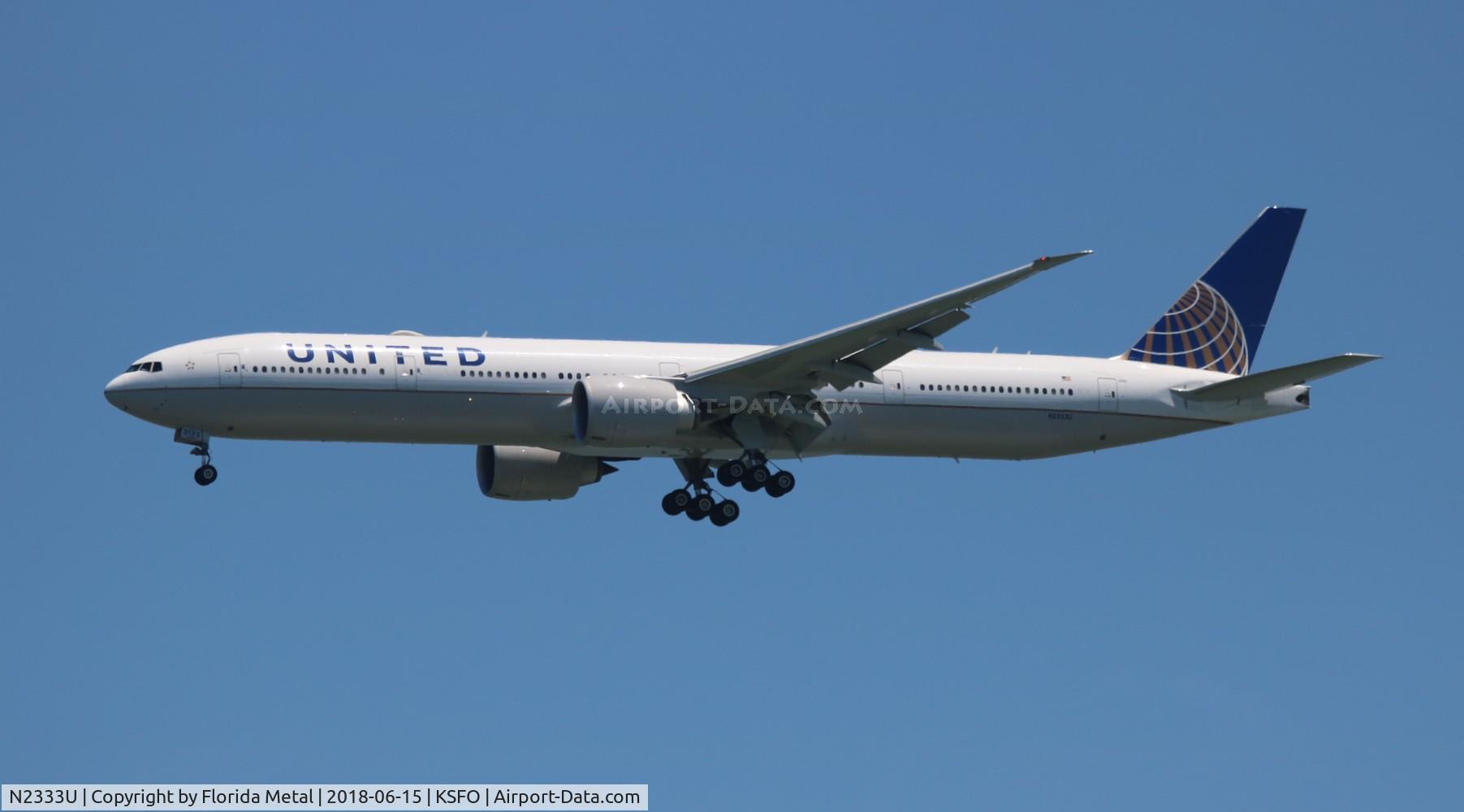 N2333U, 2016 Boeing 777-300/ER C/N 62644, United