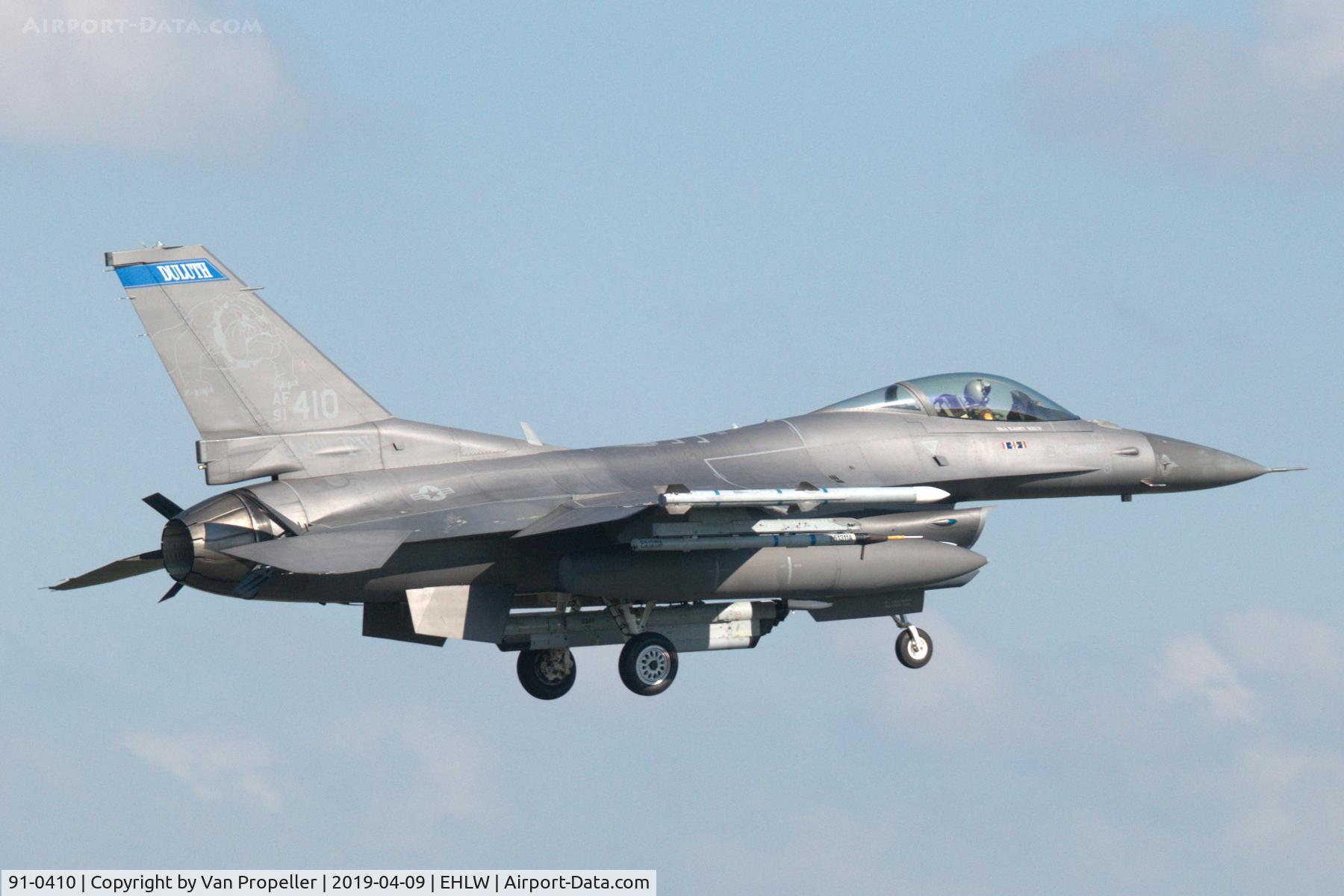 91-0410, 1991 General Dynamics F-16CM Fighting Falcon C/N CC-108, Minnesota ANG F-16C landing at Leeuwarden air base, the Netherlands, Frisian Flag 2019
