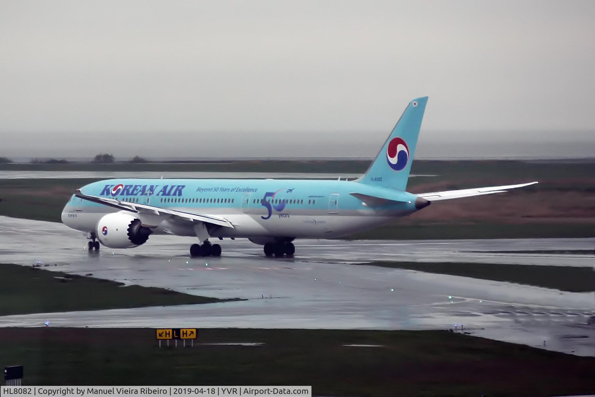 HL8082, 2017 Boeing 787-9 Dreamliner C/N 34811, 