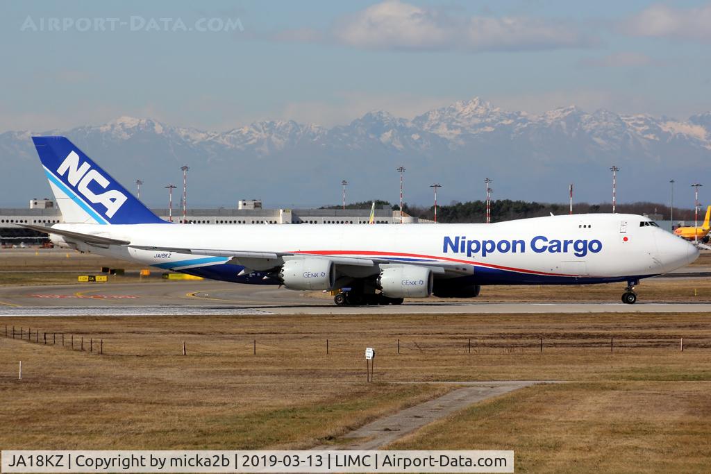 JA18KZ, 2013 Boeing 747-8KZF C/N 36141, Taxiing