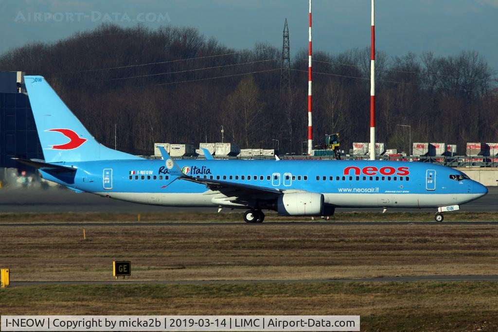 I-NEOW, 2007 Boeing 737-86N C/N 32685, Taxiing