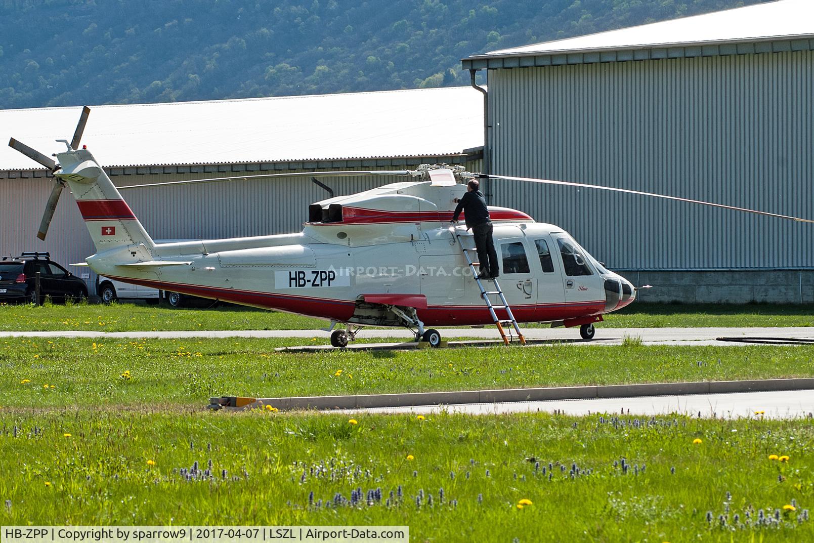 HB-ZPP, 1993 Sikorsky S-76A+ C/N 760093, maintenance at Locarno-Magadino, civil part, heliport.HB-registered from 2016-11-18 until 2017-11-03.