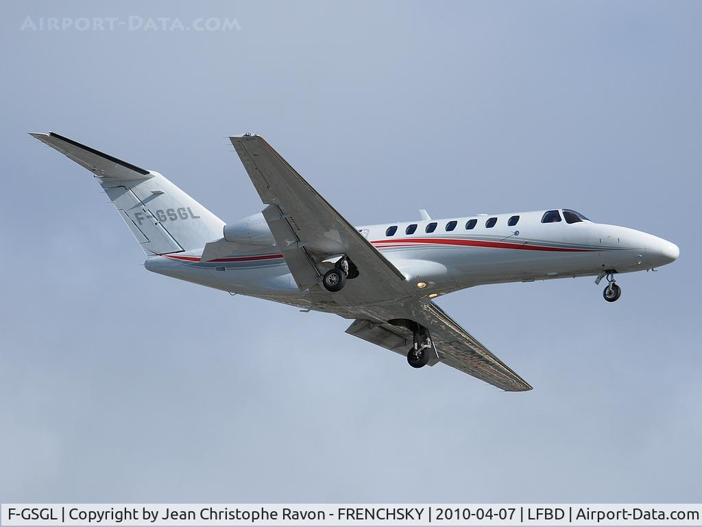 F-GSGL, 2007 Cessna 525B CitationJet CJ3 C/N 525B-0178, iXair Compagnie Aérienne landing runway 23